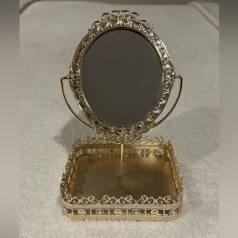 BRAND NEW Bath & Body Works x Bridgerton LIMITED EDITION Tilting Mirror Tray